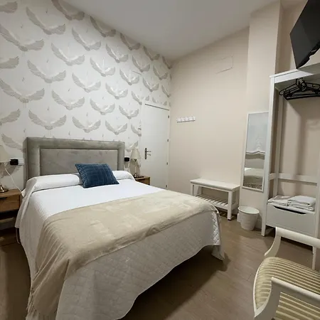 Orilla De Triana Luxury