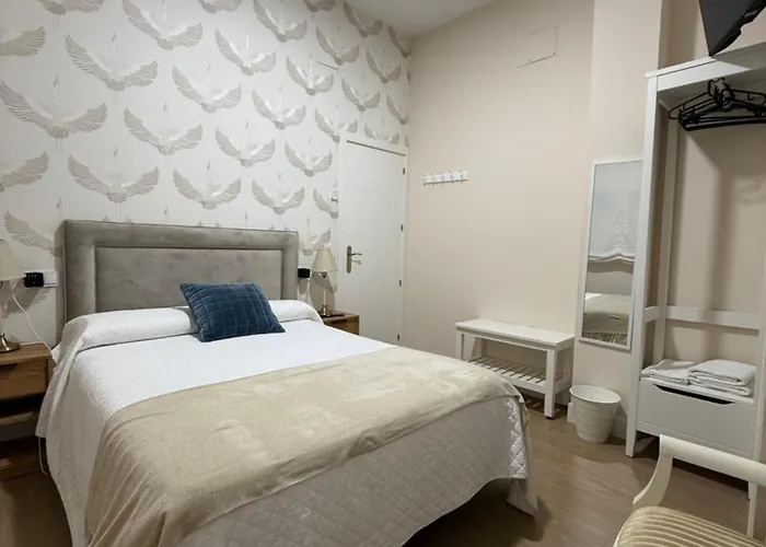 Orilla De Triana Luxury